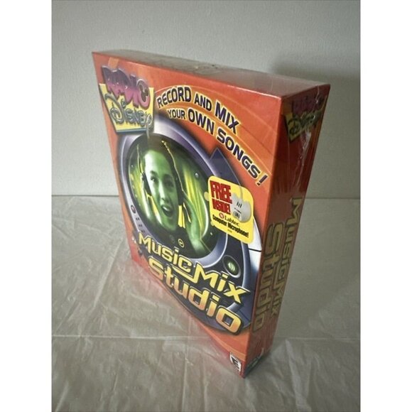 Radio Disney Music Mix Studio Big Box CD-ROM PC Game With Microphone NEW SEALED - Picture 5 of 8